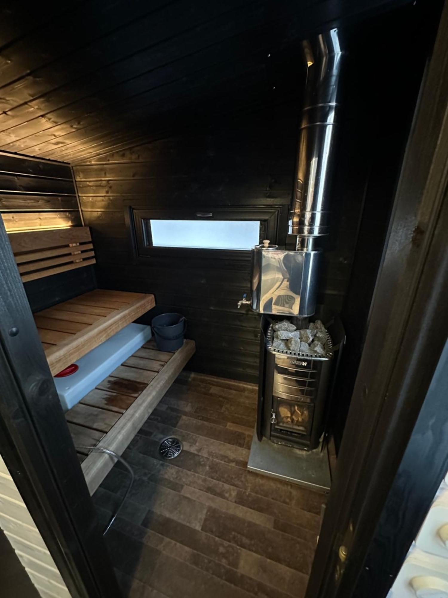 Aurora Forest Lodge Рованіемі Екстер'єр фото